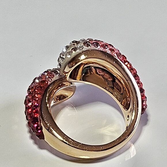 Gold Tone Swarovski Louise Pink Clear Crystal Ring Size 7 - Picture 12 of 14